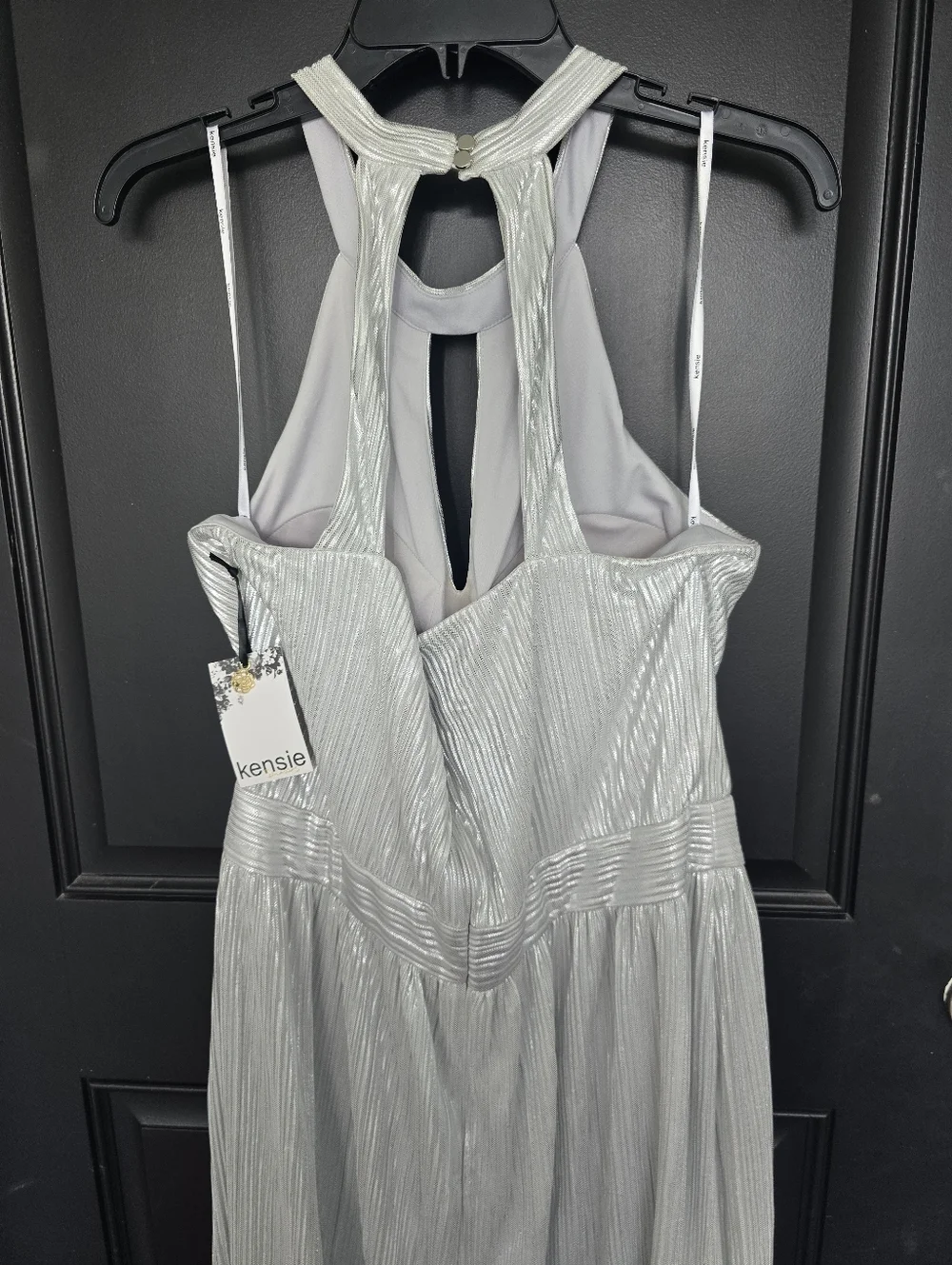 Kensie Silver Metallic Pleated Halter Dress Keyhole Neck Sleeveless Midi Size 16 - Picture 10 of 10